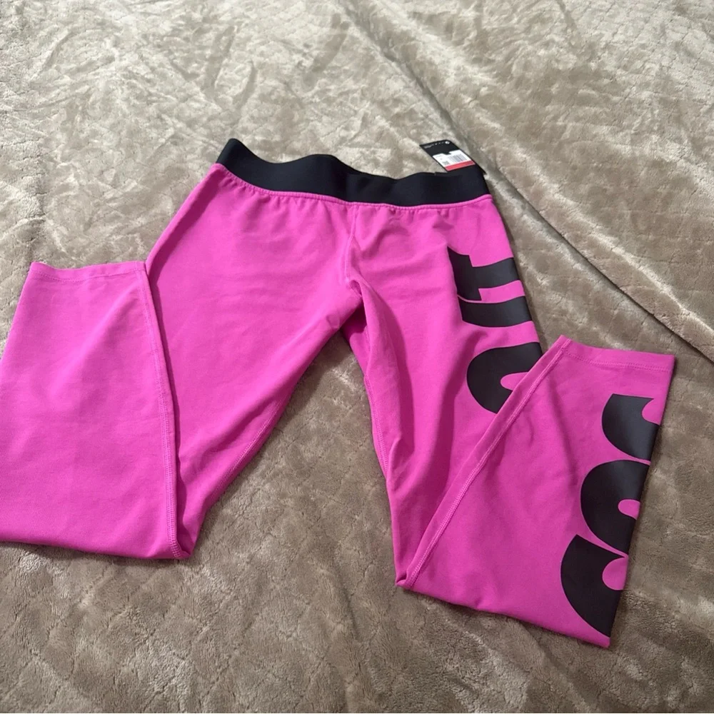 Nike Fuchsia Leggings with Black Accents - Picture 1 of 1